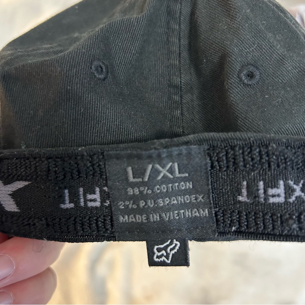 Fox Racing Flexfit Black Logo Hat – L/XL Motocross Dirt Bike Gear Streetwear - Picture 3 of 7